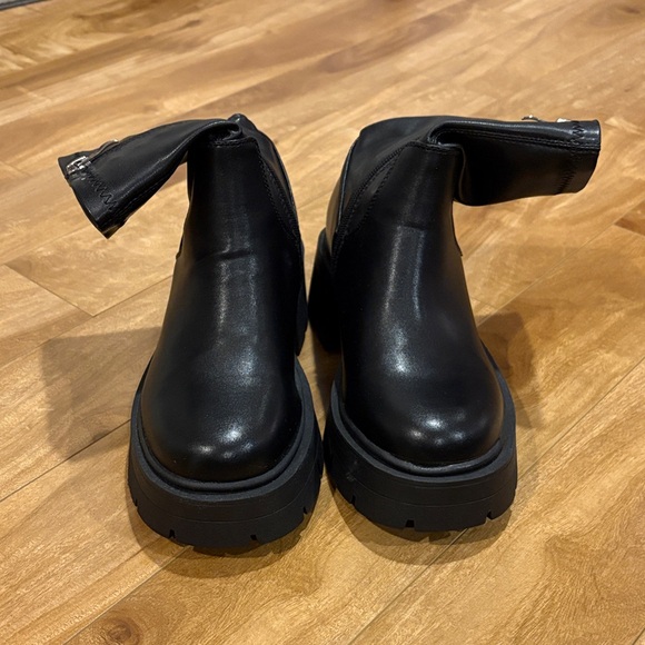 Azalea Wang Shoes - Black Platform Chelsea Booties with Lug Sole